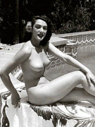 Vintage erotica forum pictures of cute girls in skittles.